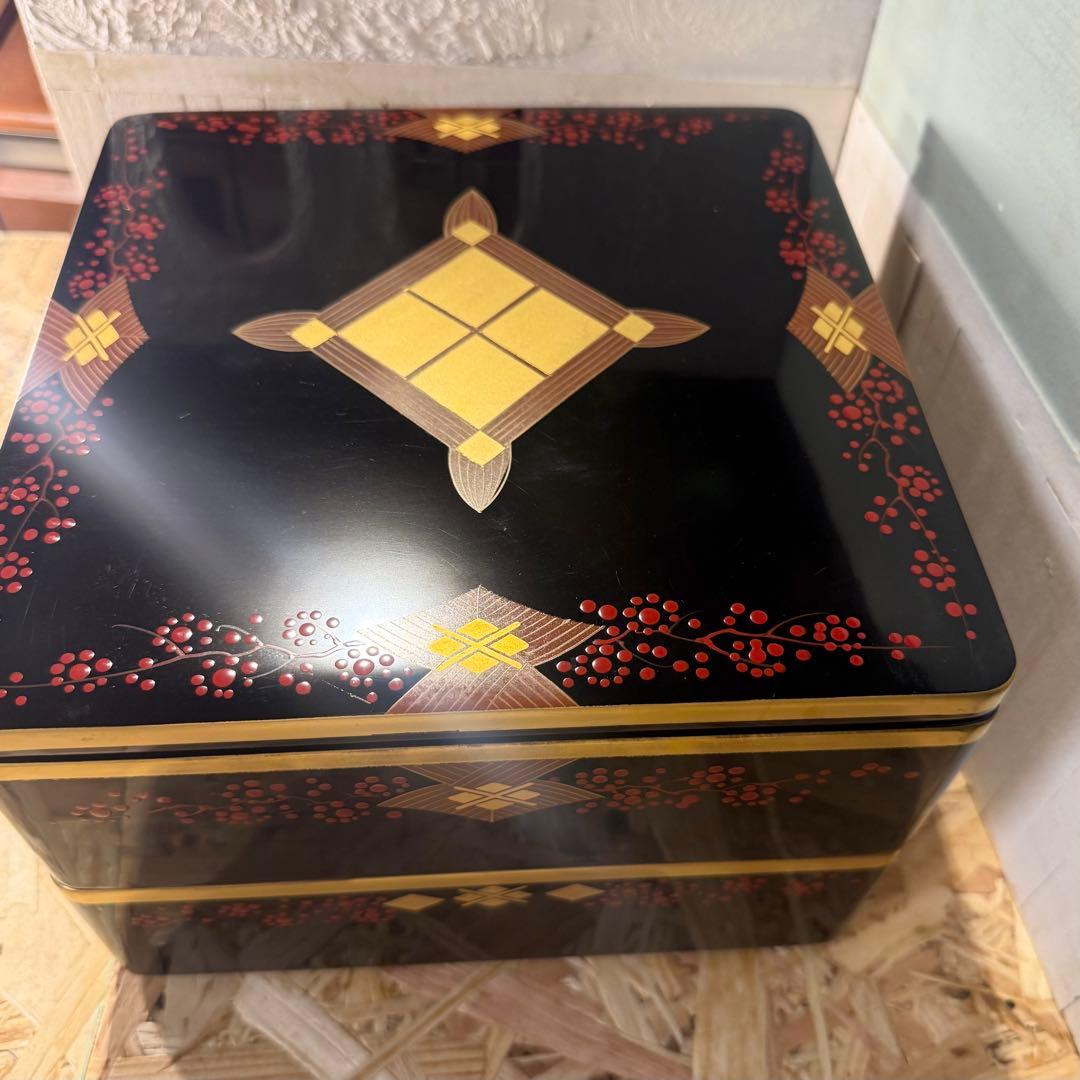 ヴィンテージ♡秀衡塗 2段重箱 黒×金×朱の華やかデザイン お正月 おせち♡