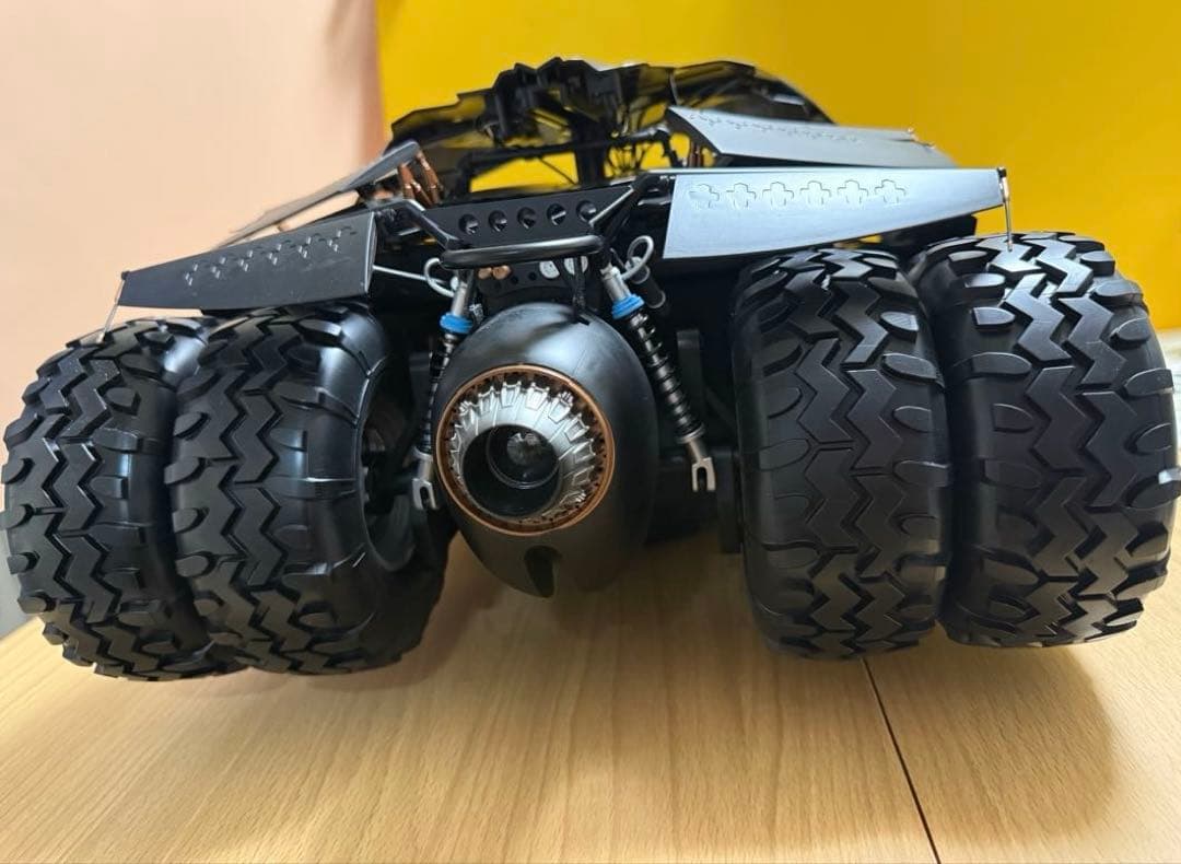 アシェット メタル・ギミックモデル バットモービル タンブラー完成品