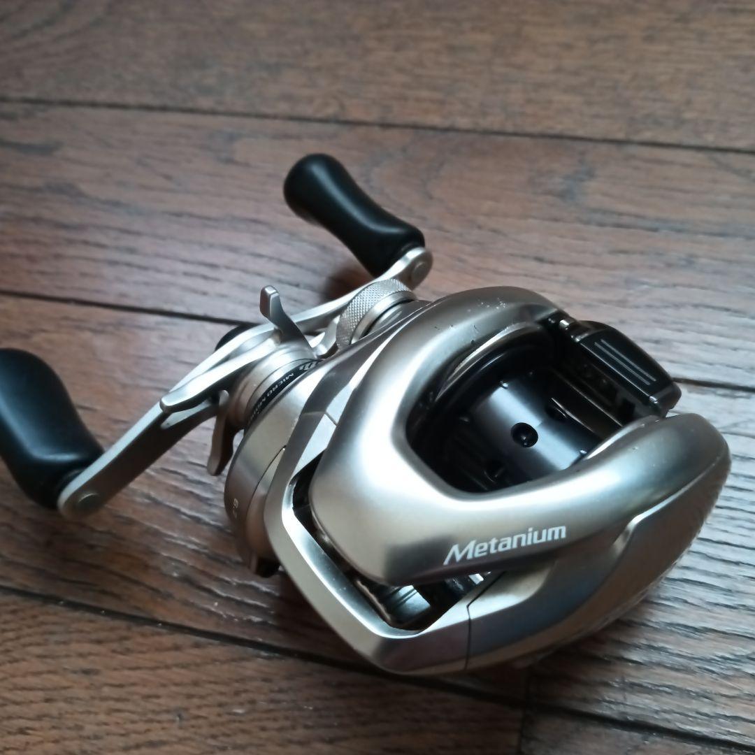 16nium ベイトリール