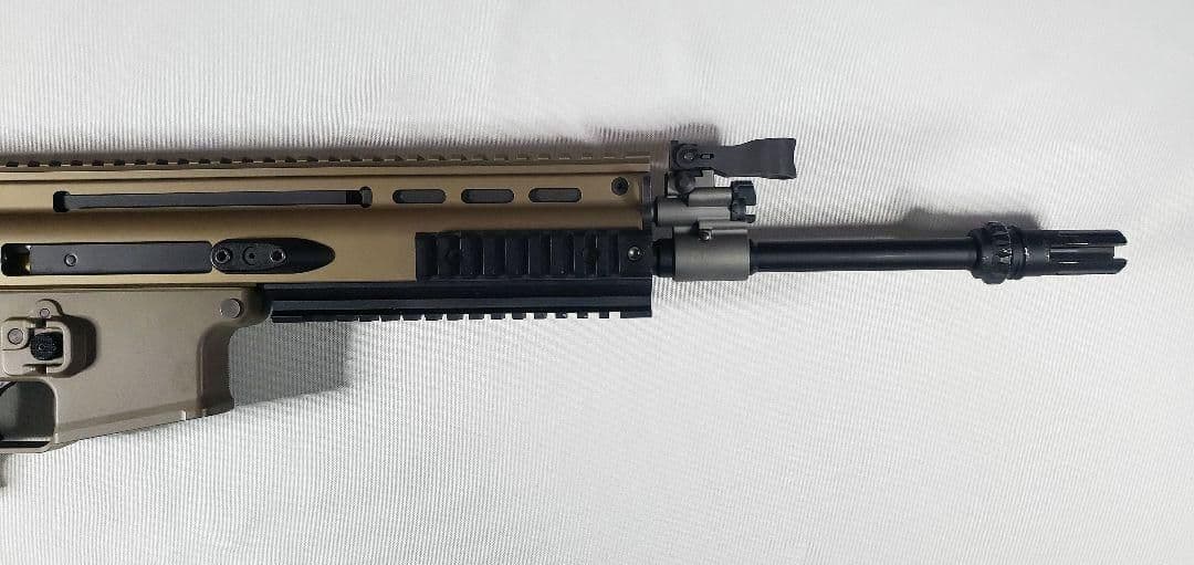 東京マルイ　次世代電動ガン　SCAR-L FDE