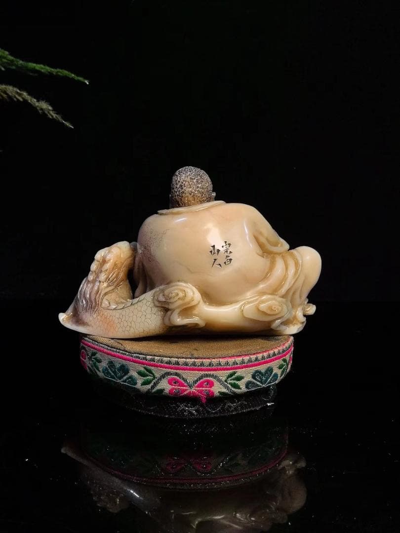 中国古美術・ 降龍羅漢・寿山石極品水晶銀田黄の印鑑・摆件・文房具・置物・賞物・書