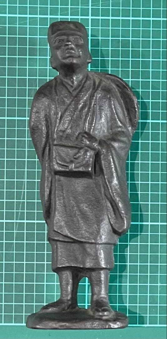 江戸時代の僧侶/歌人 越後の僧侶 良寛和尚像 銅製 托鉢立像 置物 良寛立像