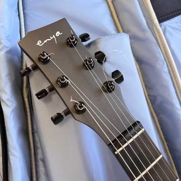 enya Nova Go Sonic エレキギター ブラック 美品 ストラップ