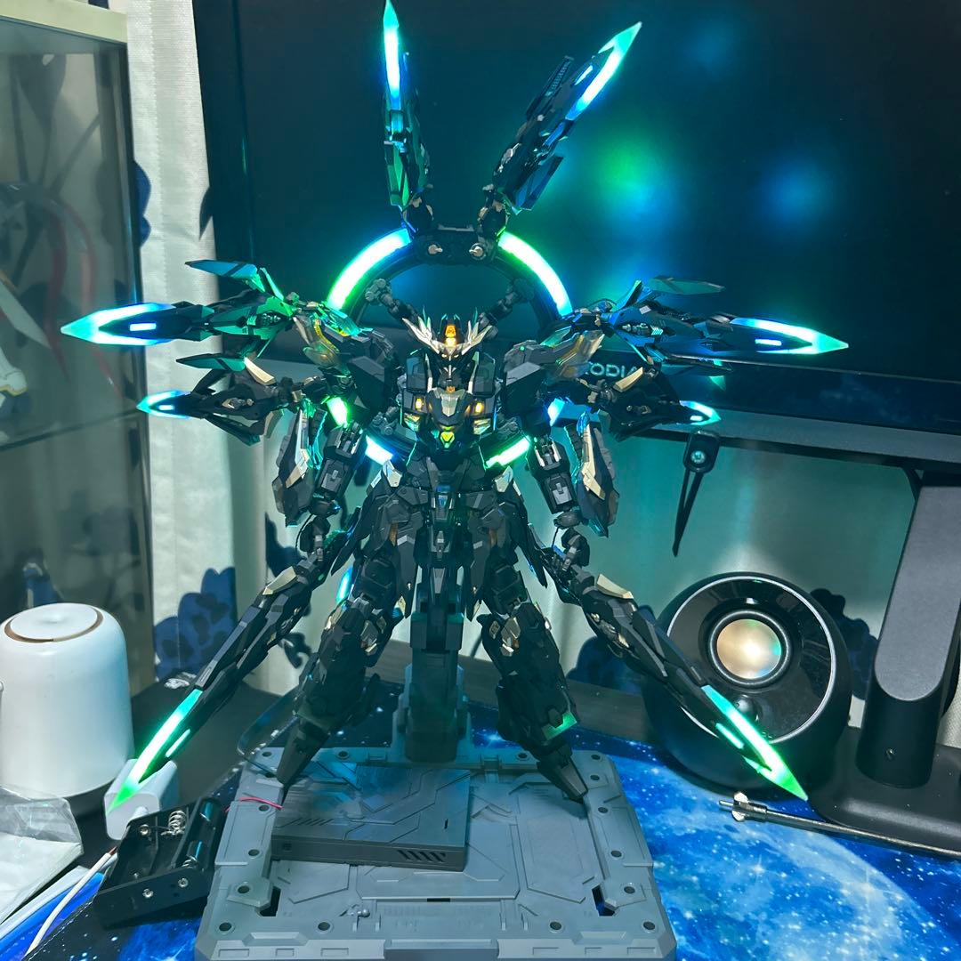 中華プラモ　万象聚変 1/100 MG タクティカル マシンアポカリプス　完成品