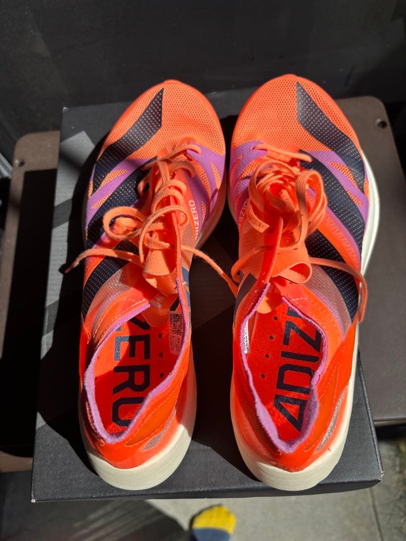 ADIZERO スパイクシューズ オレンジ/紫