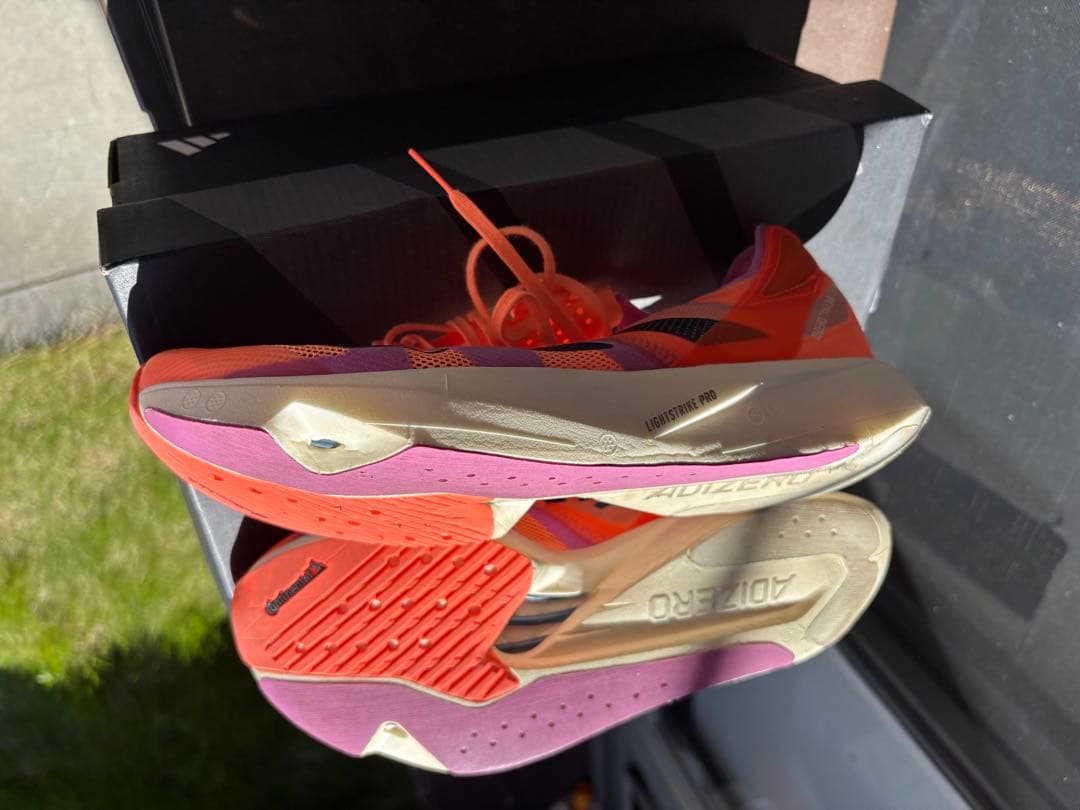 ADIZERO スパイクシューズ オレンジ/紫