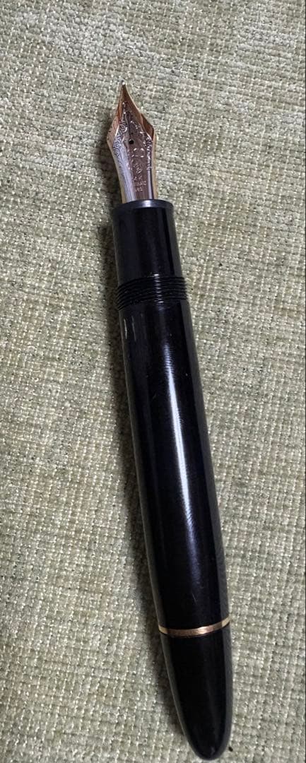 14金 ペン先 モンブラン　万年筆 黒