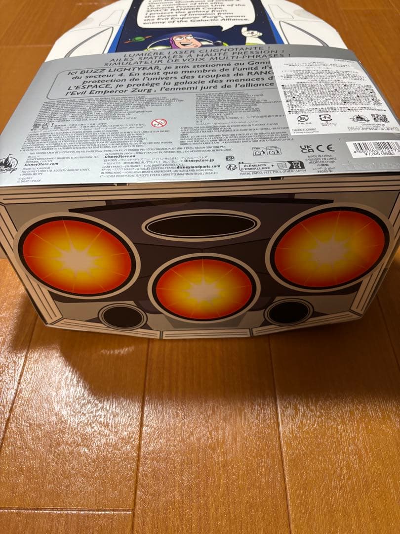 トイストーリー　バズライトイヤー　30周年記念グッズ