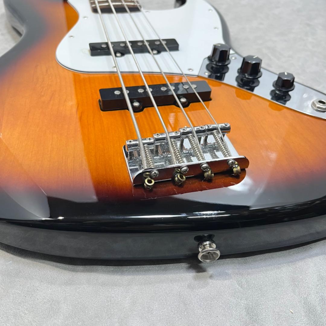 ベース Squier by Fender Affinity Jazz Bass