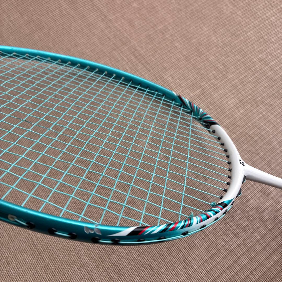 日*4様 ヨネックス　ナノレイ、VOLTRIC２本セット