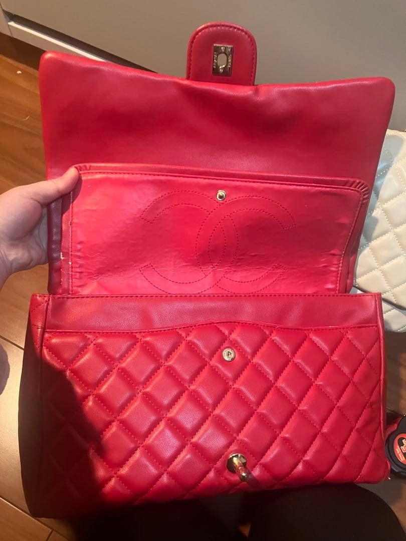 CHANEL ノベルティ レッド　ショルダーバッグ　大きい