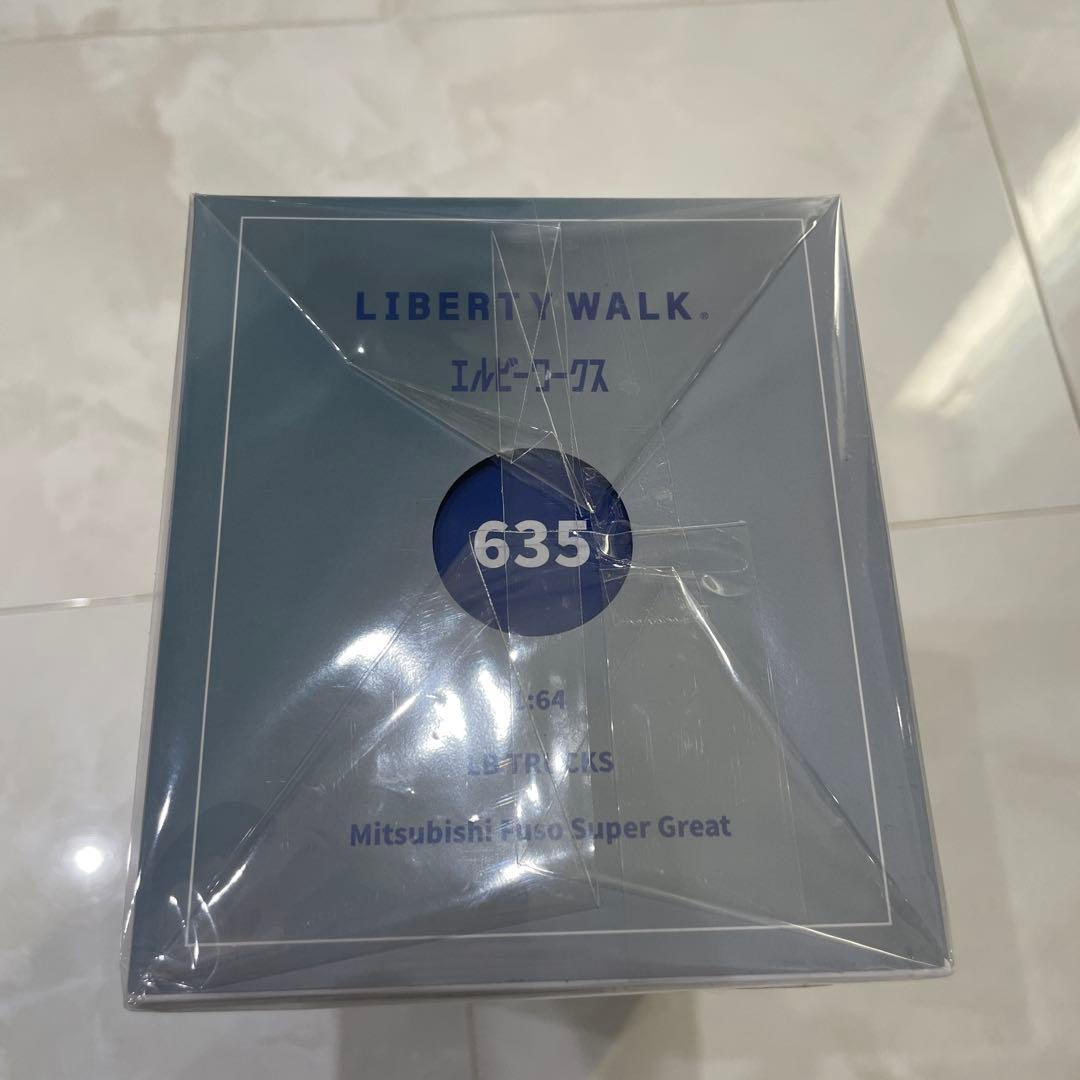 ミニカー LIBERTY WALK Mitsubishi Fuso Super Great