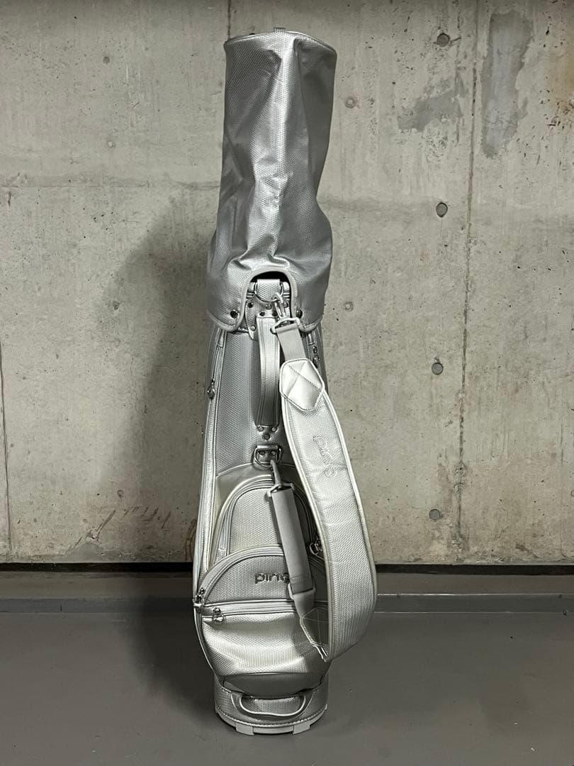 PING（ピン）レディース　キャディバッグ　シルバー　8.5型　47インチ対応