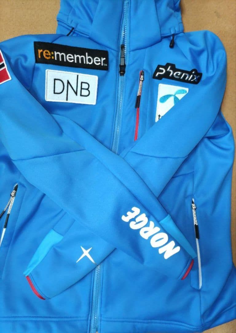 b 美良品 Phenix Norway Alpine Team パーカーミドラー