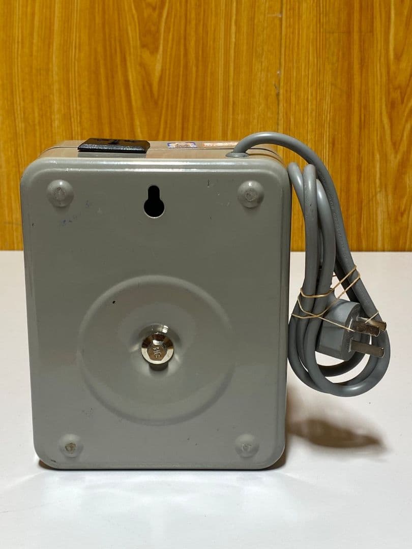 TM777-1500VA 電源変圧器 220V-110V