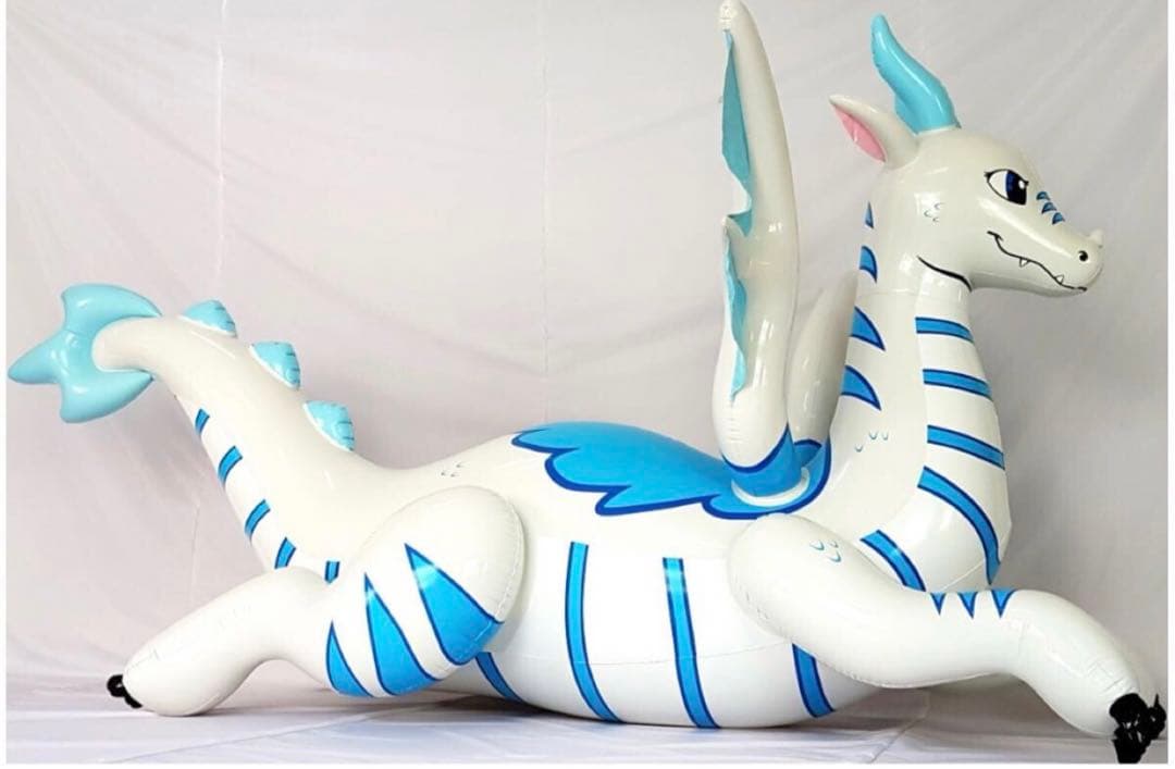 ホワイトドラゴン　フロート　空気ビニール風船　浮き輪　レア　希少　バルーン