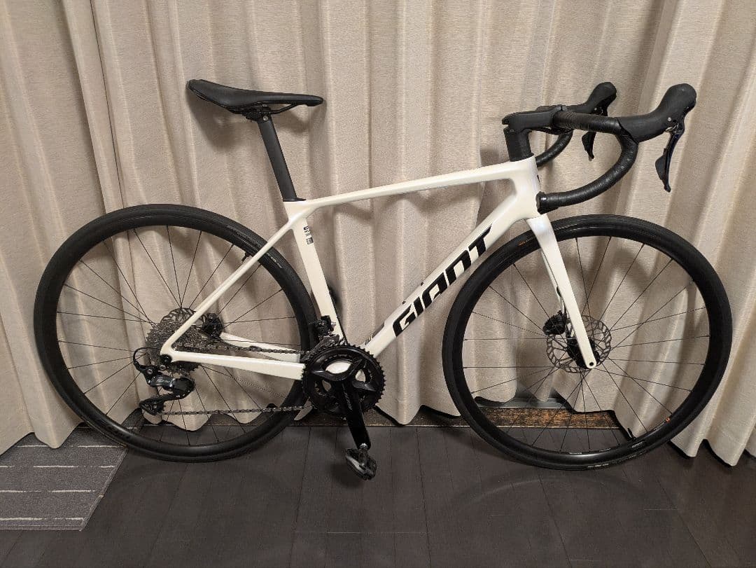 ジャイアント GIANT TCR Advanced 2 KOM 2025モデル