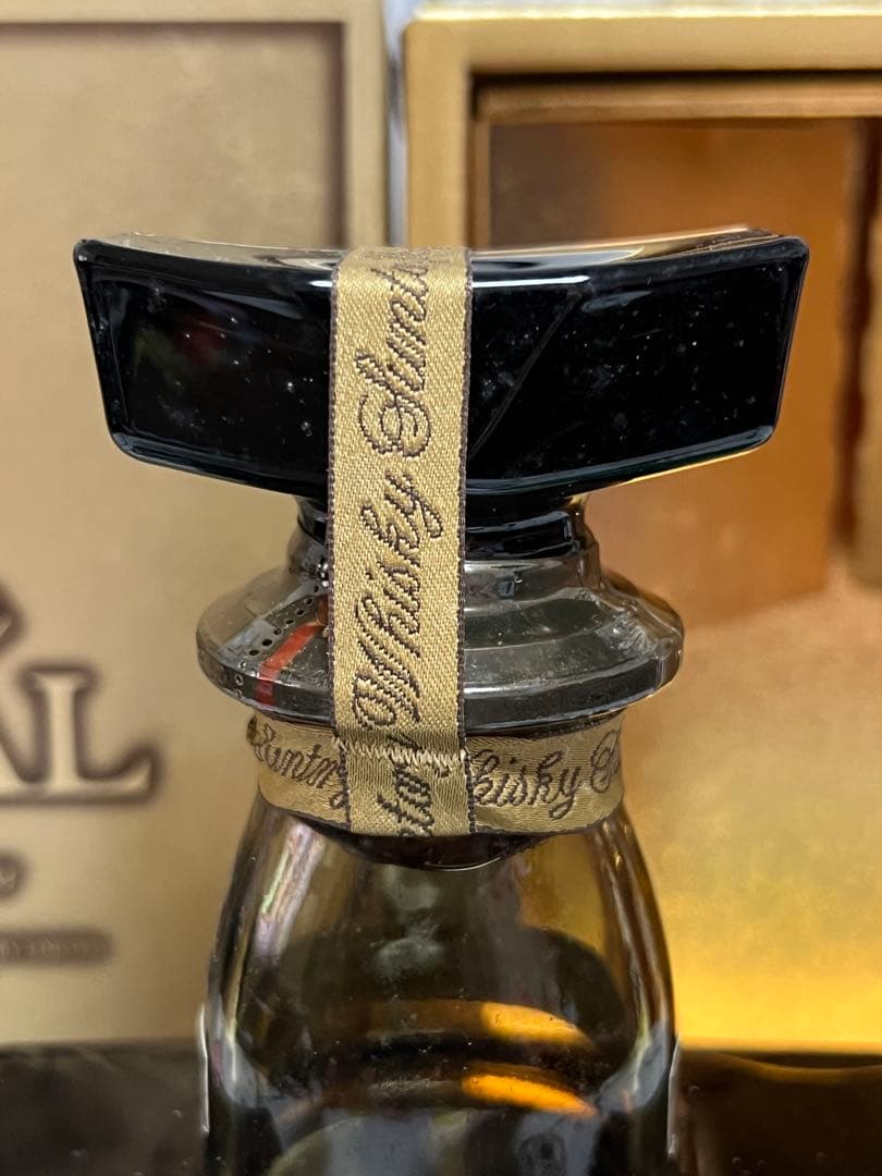 サントリーウイスキー  15年 ゴルドラベル