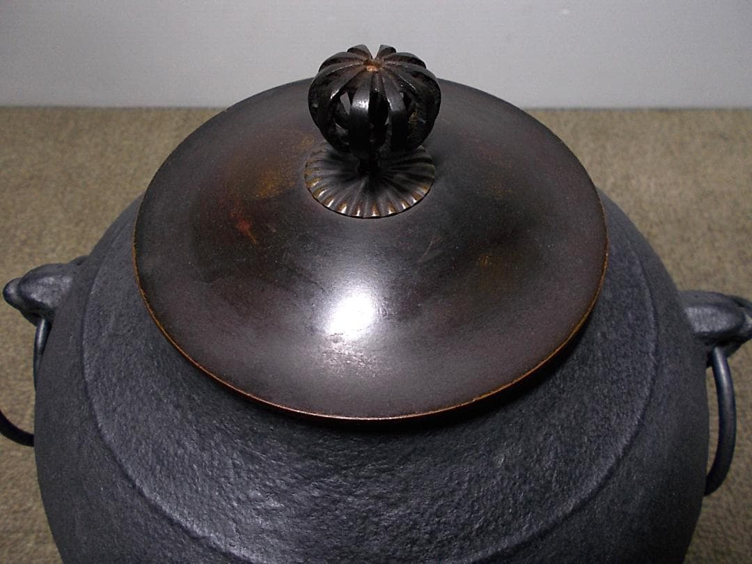 茶道具 風炉釜セット 茶釜 釜環 未使用五徳 重厚唐銅面取風炉 送料込み