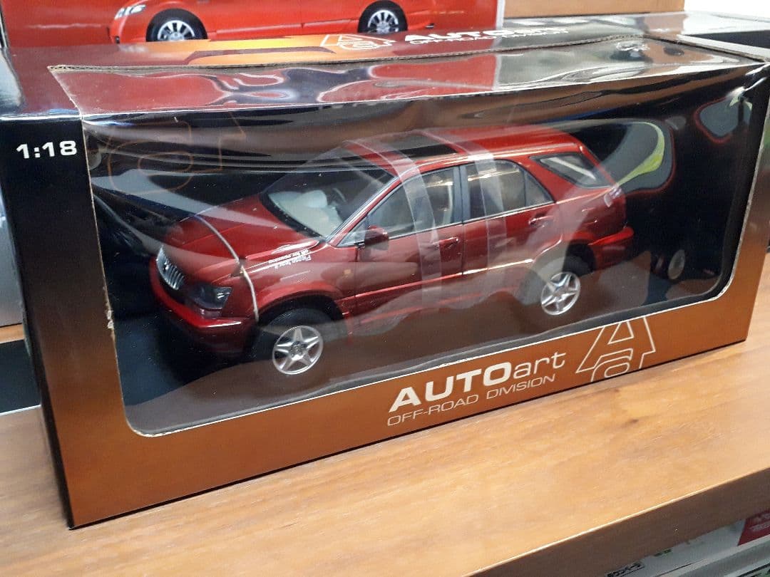 トヨタ ハリアー オートアート AUTOart 1/18 未使用 絶版