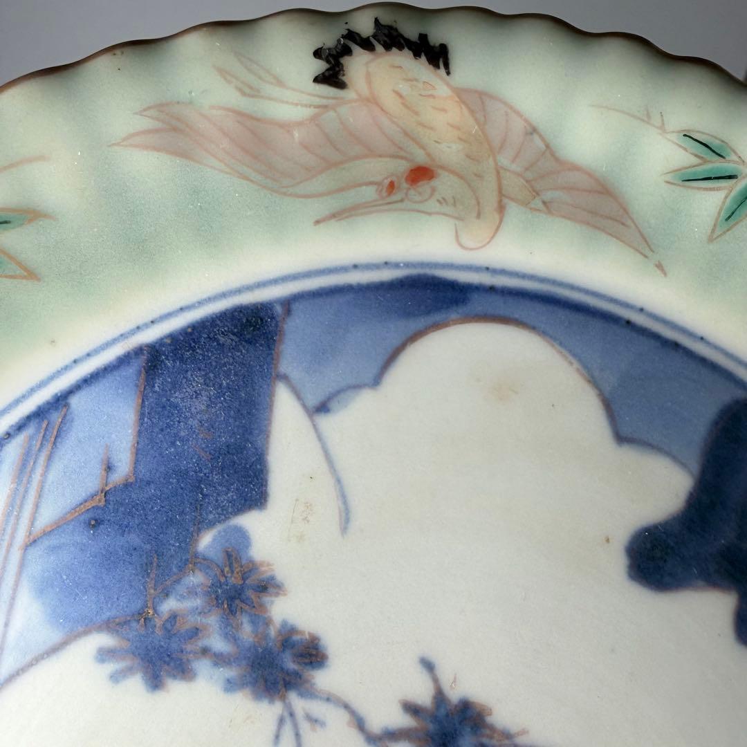 古伊万里　青磁染付風景図菊花形七寸皿　太明成化年製　直径約21cm　鶴亀