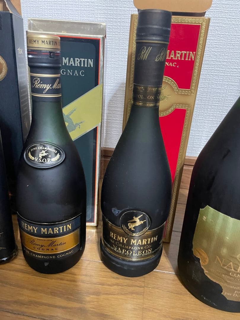 レミマルテン350ml.Chivas.Napoleon 1000ml700ml