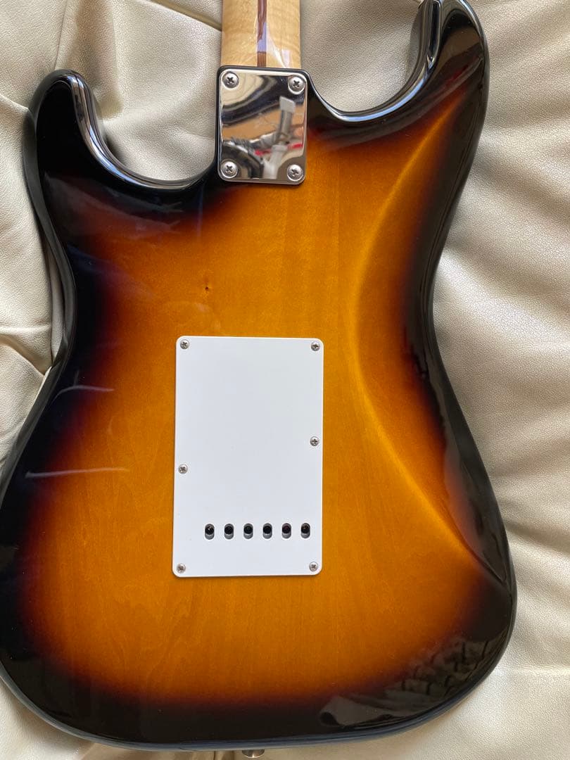 美品FENDER Traditional Ⅱ 50s 良杢ネック ストラト