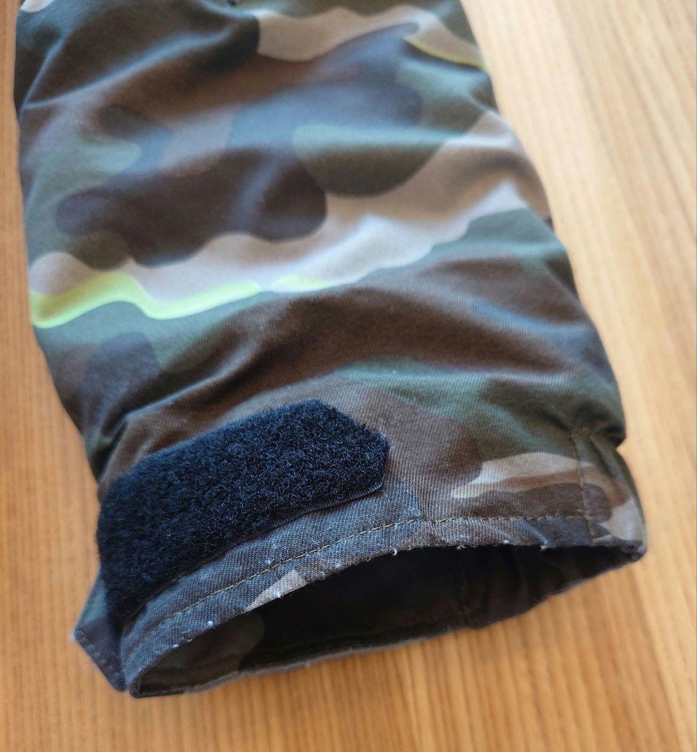 VOLCOMボルコム　キッズ用スノーボードウェア上下セット