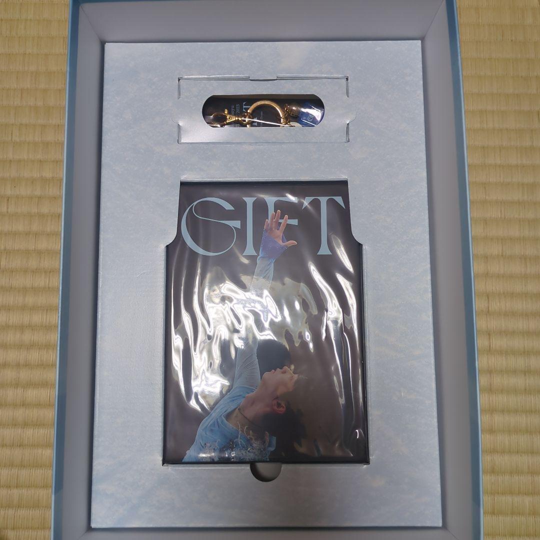 羽生結弦 GIFT 氷解水入りキーリング Blu-ray パーカー セット