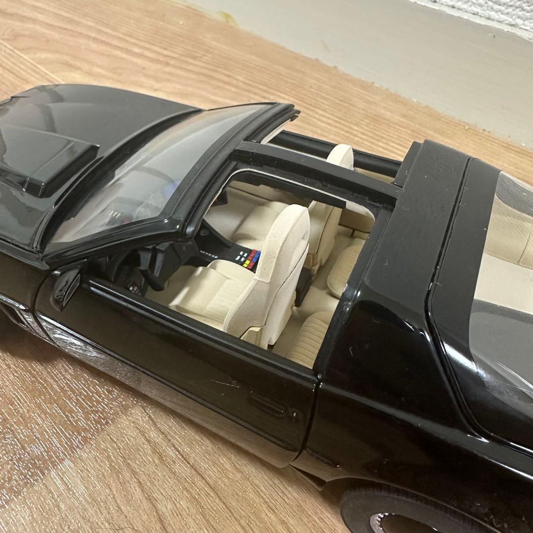 ナイトライダー　キット　KNIGHTRIDER K.I.T.T 1/18スケール