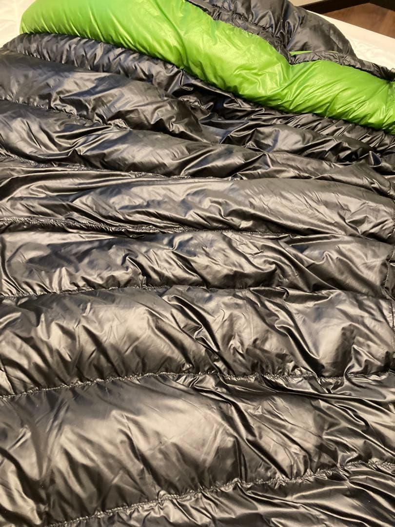 ウエスタンマウンテニアリング バーサライト グリーン ダウンシュラフ 60サイズ