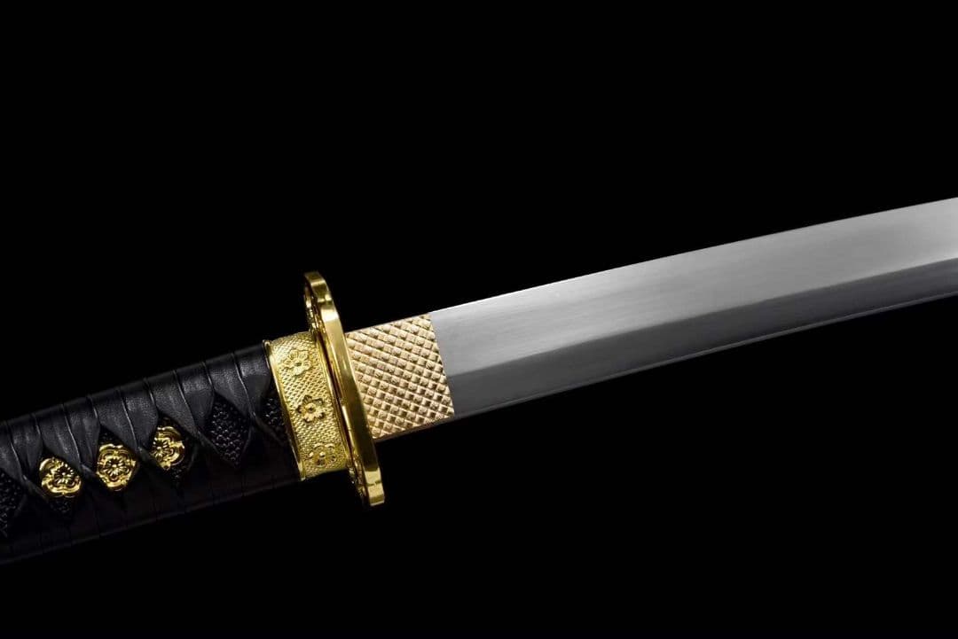 【皇室の太刀】古兵器 武具　刀装具　日本刀　模造刀 居合刀