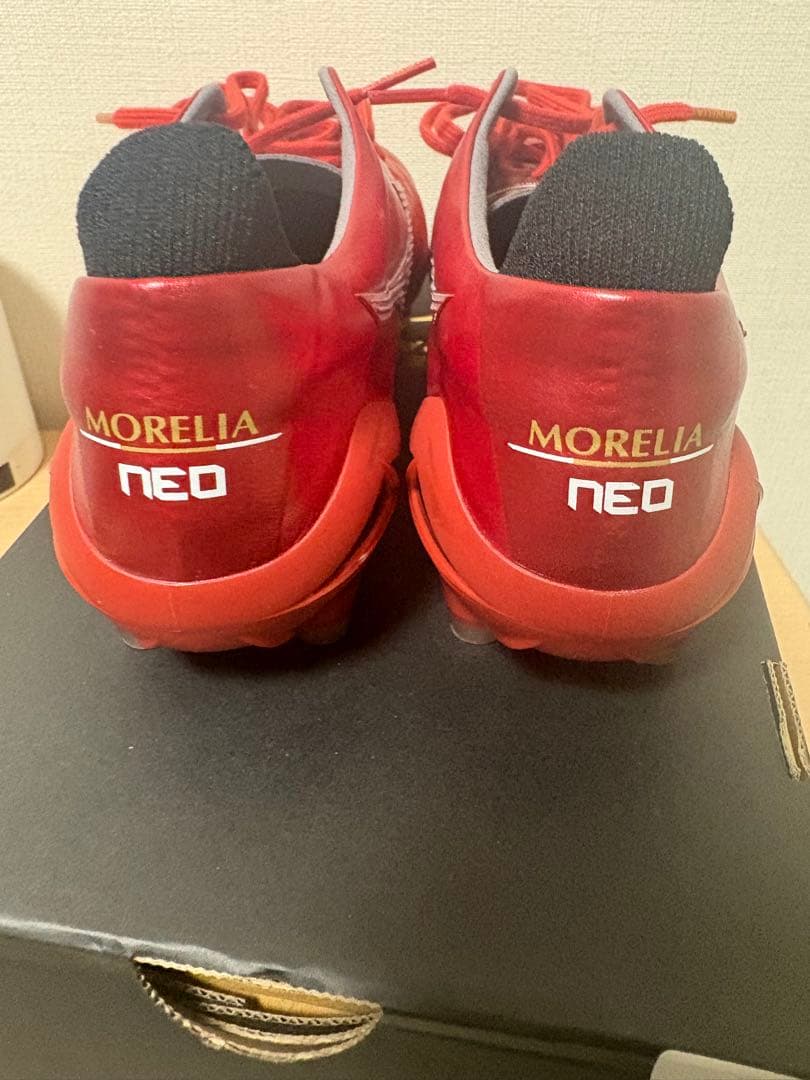 40周年限定　ミズノ　モレリア ネオ4