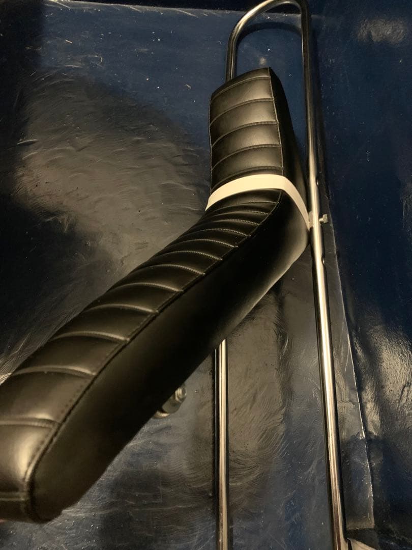 コレクターズアイテム　 激レア　デッドストック　ビンテージ　サドル