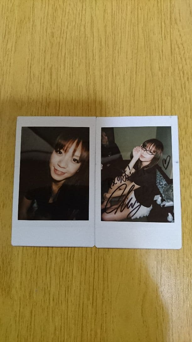 藤井シェリー サイン入り写真