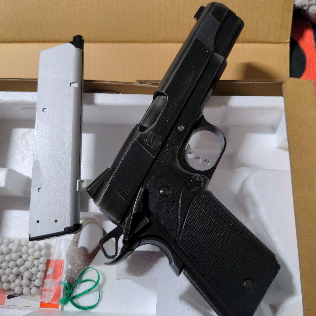 ウエスタンアームズ　MEWピストル