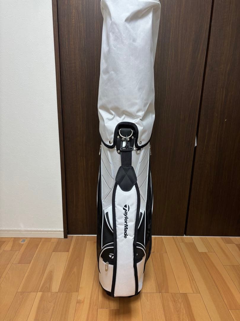 TaylorMade キャディバッグ ホワイト・ブラック