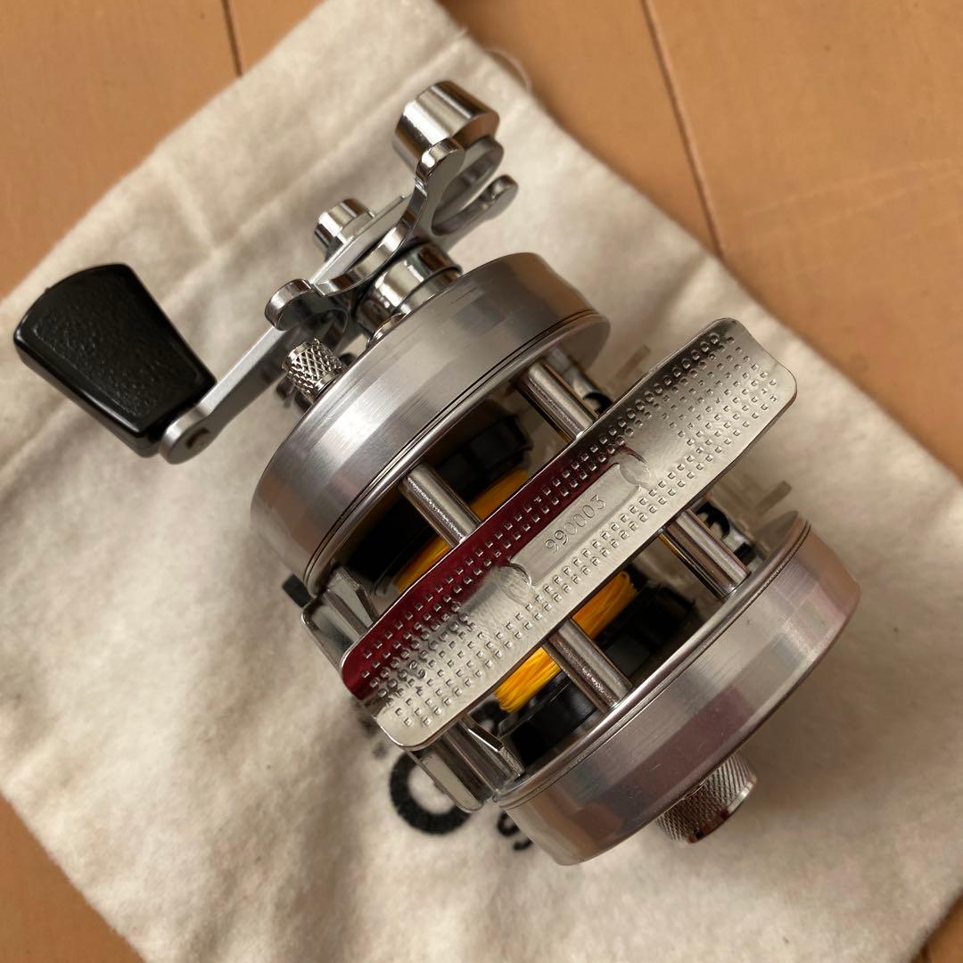 Abu　アンバサダー 2500C セレクト　希少　シルバー　アブガルシア