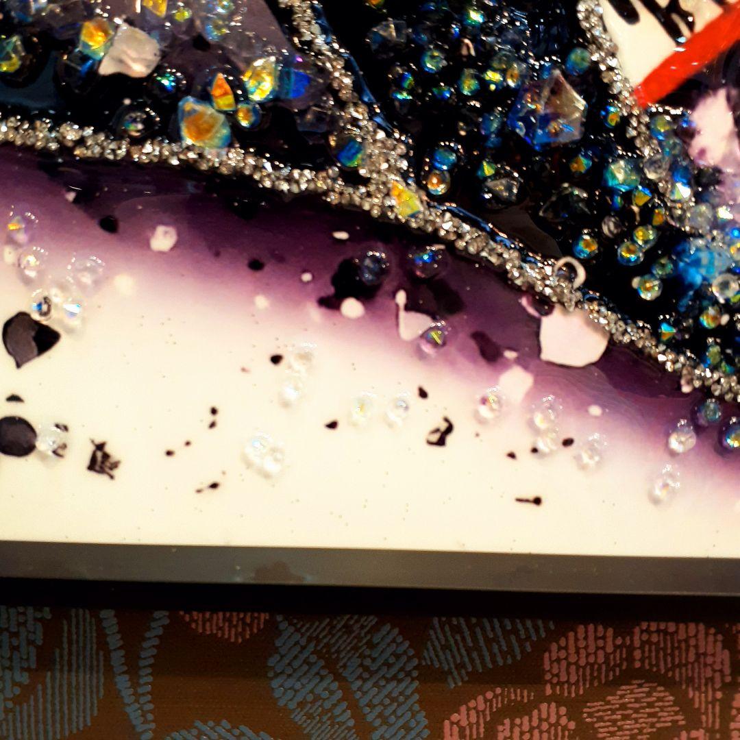 輸入雑貨　天然水晶石　KAWS(カウズ)　クリスタルアート　宝石