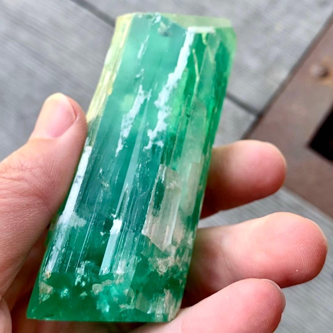 巨大ヒデナイト結晶/グリーンスポーデュメン/クンツァイト