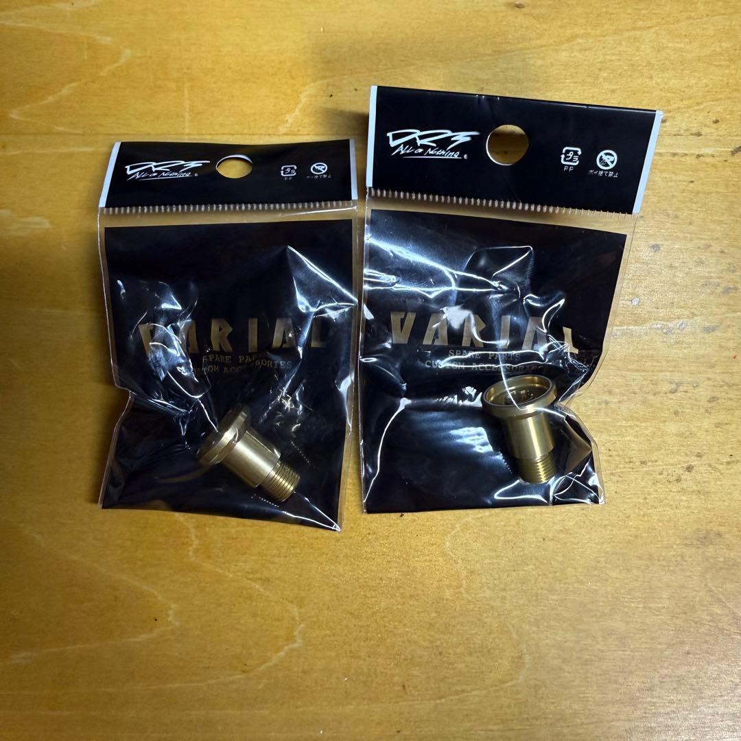 新品未使用　DRT VARIAL ホイールキャップMk1 Gold (2個)