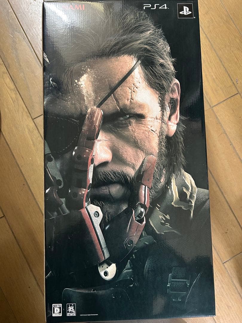 メタルギアソリッド5 バイオニックアーム 1/1スケール＋レガシーコレクション