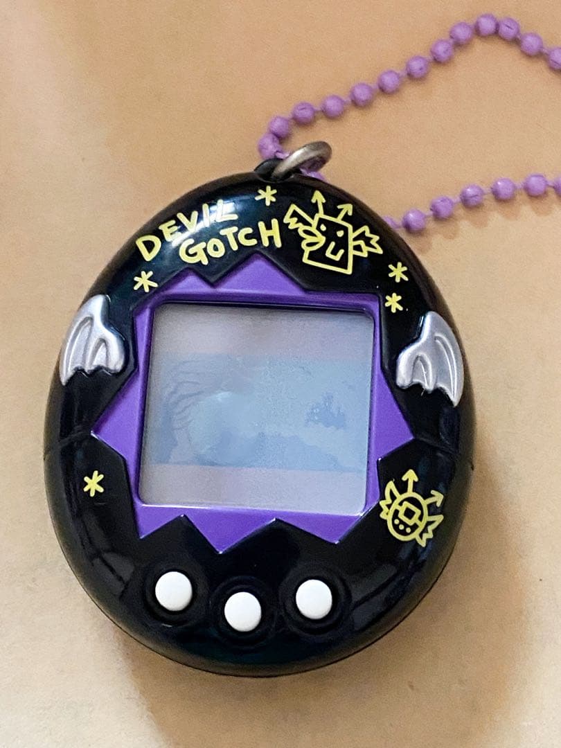 ( ・ᴗ・ )⃕↝【超希少レア当時物】デビルっちのたまごっち黒紫