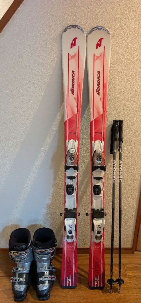 Nordica スキーセット　スキー板144センチ　ブーツ25.0センチ・ポール