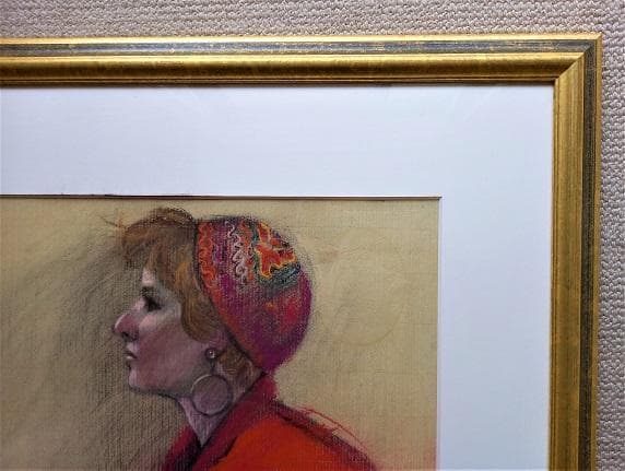 ハンガリー人の画家が描いたパステル画、サインがあるが読めません。М15号位の大作