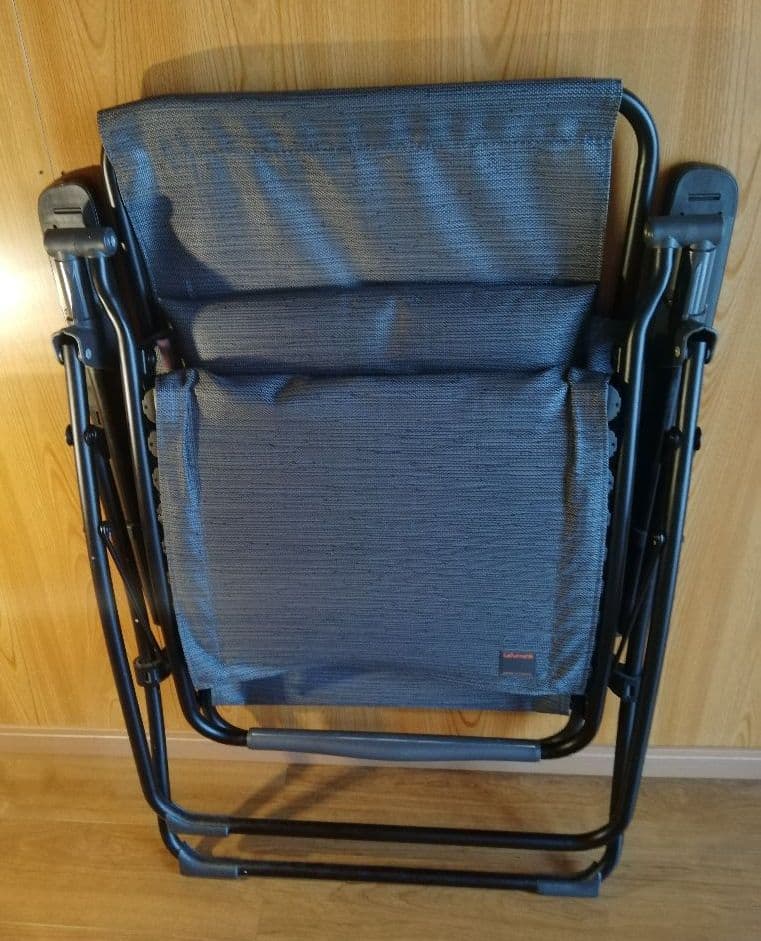 ♕ ラフマチェア