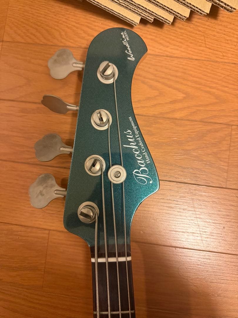 Bacchus WL-434 エレキベース