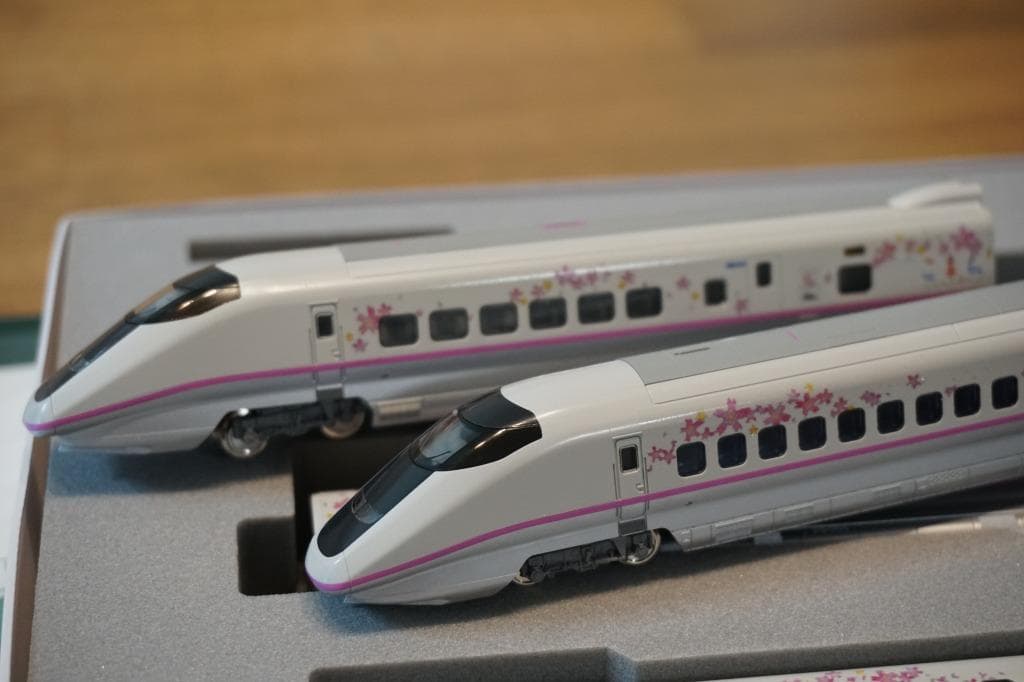 KATO E3系 秋田新幹線 30周年記念 桜ラッピング仕様 6両編成セット