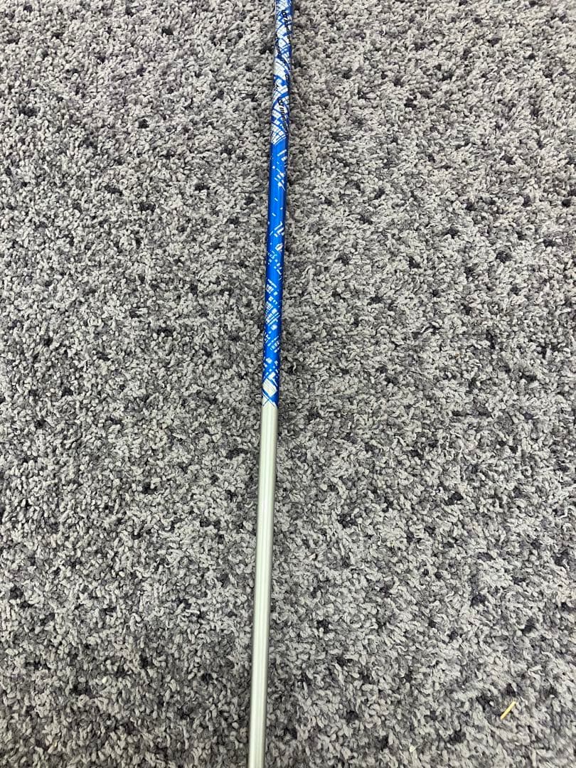 ATTAS KING 4X テーラーメイドスリーブ付き　1W用