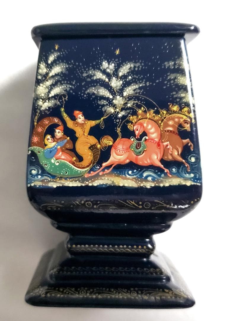 ロシア工芸品　細密画　ムステラ　四角の小箱　箱無し